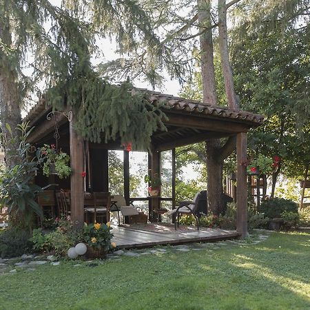 Calosso Casa Giuliana旅馆 外观 照片