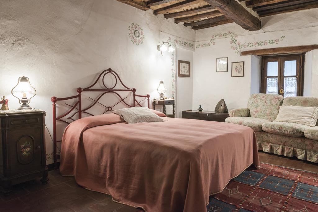 Calosso Casa Giuliana旅馆 外观 照片