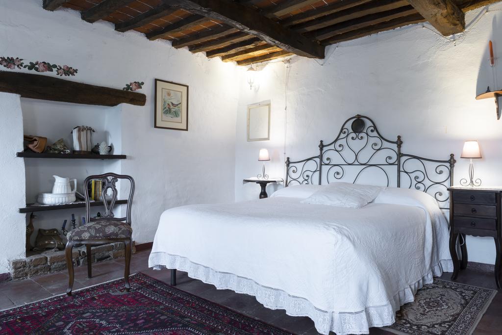 Calosso Casa Giuliana旅馆 外观 照片