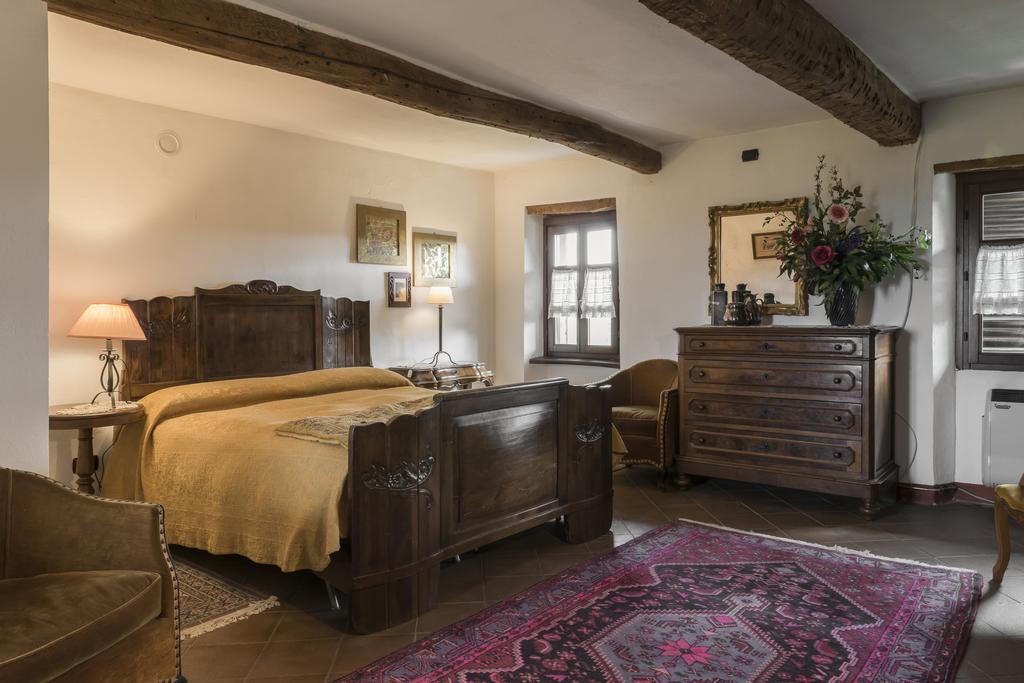 Calosso Casa Giuliana旅馆 外观 照片