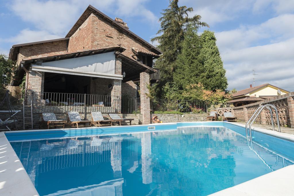 Calosso Casa Giuliana旅馆 外观 照片